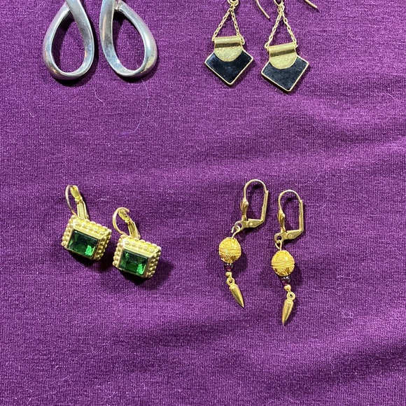 Set of 9 earrings - Picture 3 of 4